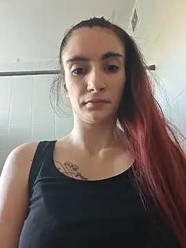 Snapshot of Michou02xXx chatting on 23, 4, 2026 Michou02xXx online show from 23, 4, 2026