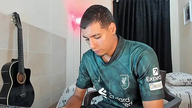 TeamPorn 19 online show from 20, 10, 2025