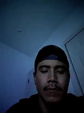 Snapshot of ernin2865 chatting on 28, 10, 2025 ernin2865 online show from 28, 10, 2025