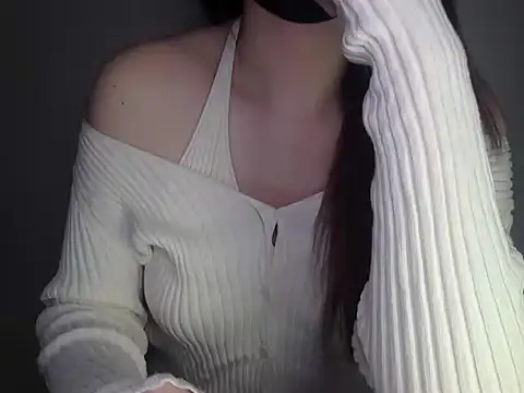 Snapshot of Mia_8 chatting on 9, 4, 2026 Mia 8 online show from 9, 4, 2026