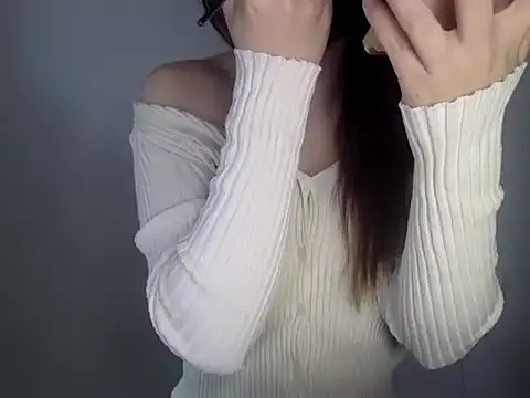 Snapshot of Mia_8 chatting on 10, 4, 2026 Mia 8 online show from 10, 4, 2026