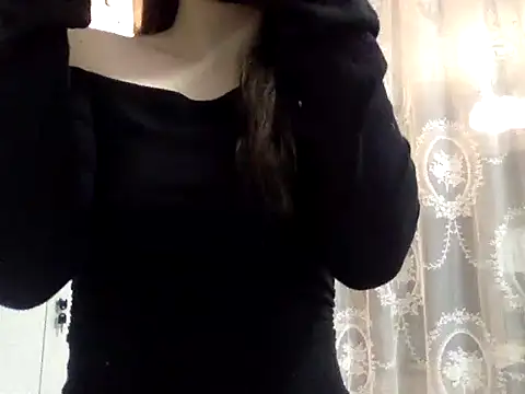 Snapshot of Mia_8 chatting on 11, 4, 2026 Mia 8 online show from 11, 4, 2026