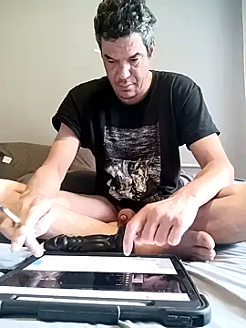 twitshe online show from 10, 1, 2026