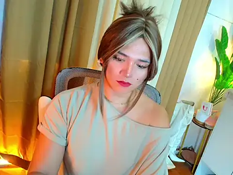 ScarletMoore online show from 31, 5, 2026