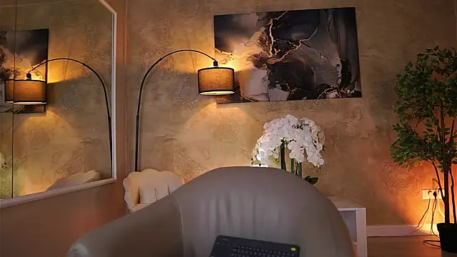 Snapshot of EllieRedd chatting on 23, 11, 2025 EllieRedd online show from 23, 11, 2025