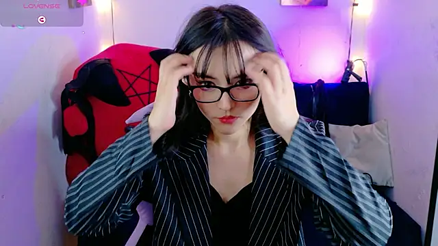 MiaVelvetDoll online show from 25, 11, 2025