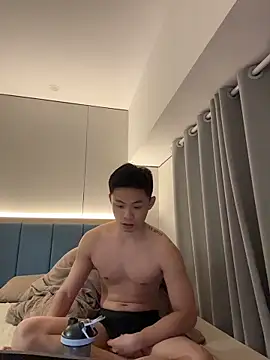 Snapshot of jensenyep chatting on 3, 12, 2025 jensenyep online show from 3, 12, 2025