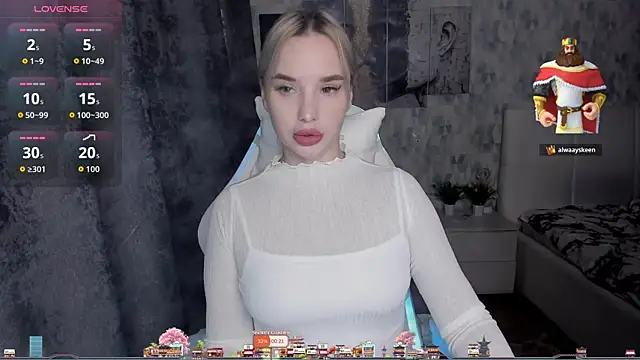 KiraKrox online show from 24, 10, 2025