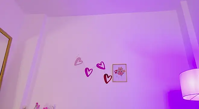 Snapshot of valentina_king18 chatting on 18, 4, 2026 valentina king18 online show from 18, 4, 2026