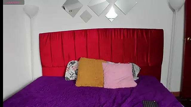 Snapshot of Electra__moon chatting on 29, 11, 2025 Electra moon online show from 29, 11, 2025