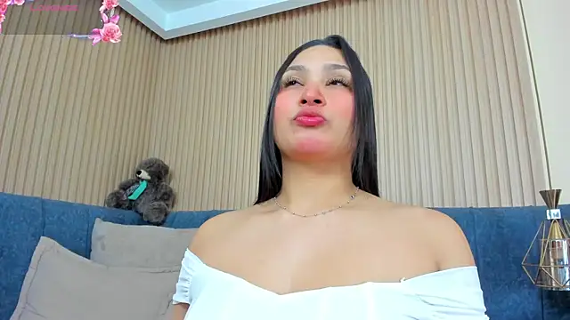 angel ponce online show from 25, 6, 2026