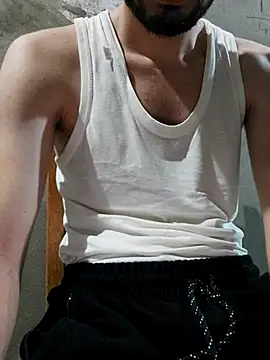 Snapshot of RaoufDz17cm chatting on 10, 9, 2025 RaoufDz17cm online show from 10, 9, 2025