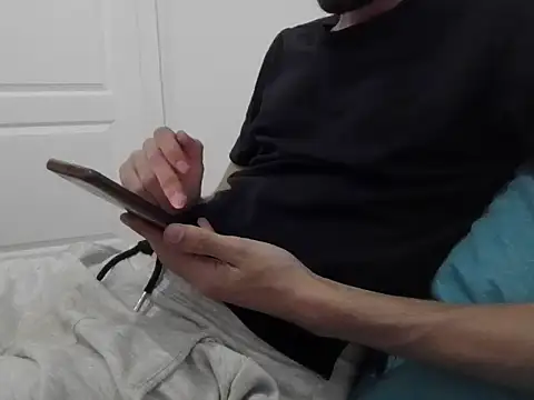 Snapshot of RaoufDz17cm chatting on 9, 10, 2025 RaoufDz17cm online show from 9, 10, 2025