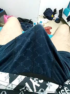 Snapshot of RaoufDz17cm chatting on 13, 10, 2025 RaoufDz17cm online show from 13, 10, 2025