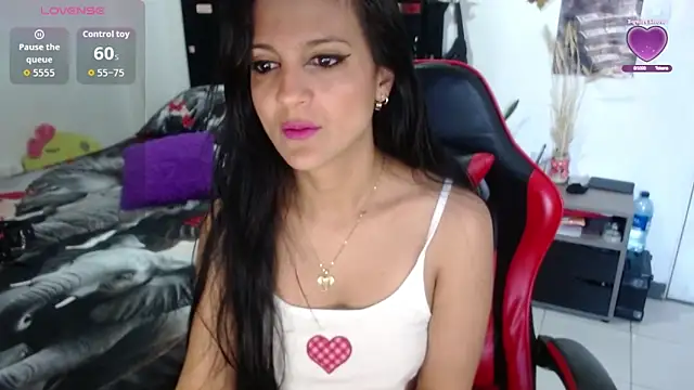 BasmaHernandez online show from 26, 11, 2025