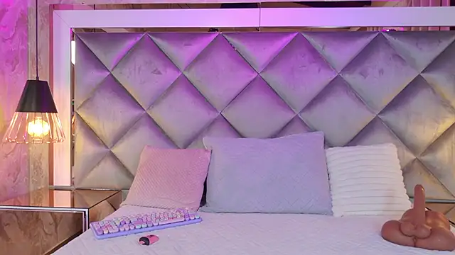 Snapshot of gemma_sm chatting on 16, 12, 2025 gemma sm online show from 16, 12, 2025