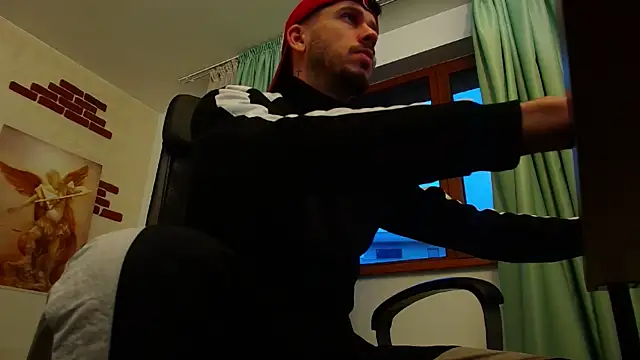 Snapshot of JonahShaw chatting on 4, 10, 2025 JonahShaw online show from 4, 10, 2025