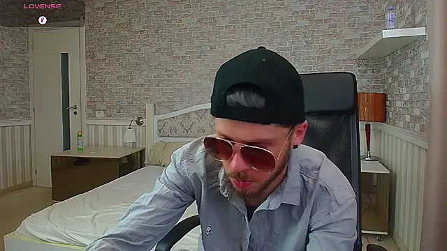 Snapshot of JonahShaw chatting on 18, 6, 2026 JonahShaw online show from 18, 6, 2026