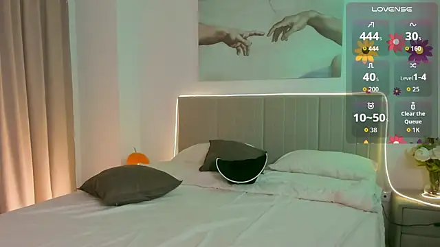 Lisa Blossom online show from 17, 11, 2025