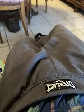 Snapshot of piacentino69 chatting on 11, 10, 2025 piacentino69 online show from 11, 10, 2025