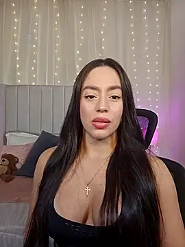 Snapshot of AriadnaTaylor chatting on 9, 6, 2026 AriadnaTaylor online show from 9, 6, 2026