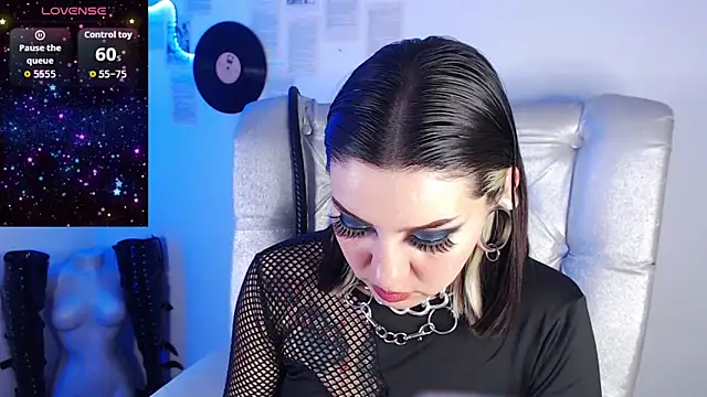 Snapshot of FabulousVenus chatting on 6, 3, 2026 FabulousVenus online show from 6, 3, 2026