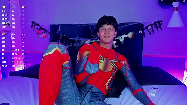 Snapshot of Leo_Savage_ chatting on 28, 10, 2025 Leo Savage online show from 28, 10, 2025