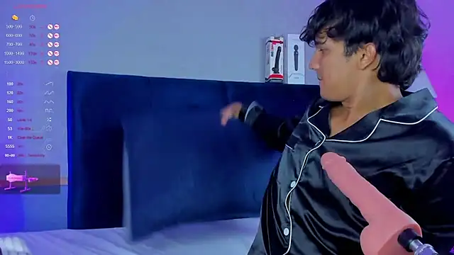 Snapshot of Leo_Savage_ chatting on 15, 11, 2025 Leo Savage online show from 15, 11, 2025