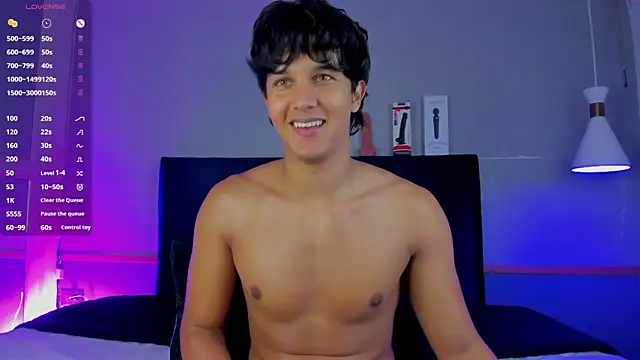 Snapshot of Leo_Savage_ chatting on 16, 11, 2025 Leo Savage online show from 16, 11, 2025