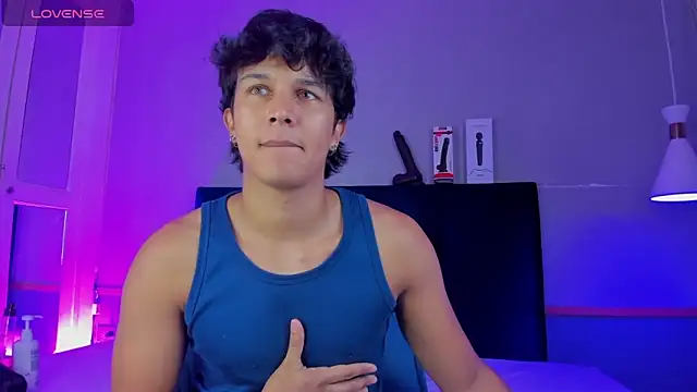 Snapshot of Leo_Savage_ chatting on 17, 11, 2025 Leo Savage online show from 17, 11, 2025