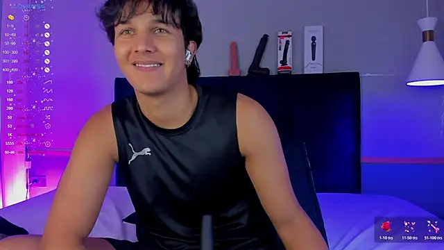 Snapshot of Leo_Savage_ chatting on 18, 11, 2025 Leo Savage online show from 18, 11, 2025