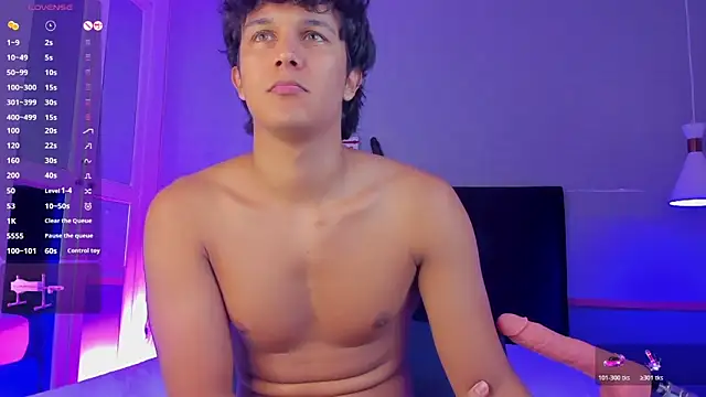 Snapshot of Leo_Savage_ chatting on 24, 11, 2025 Leo Savage online show from 24, 11, 2025