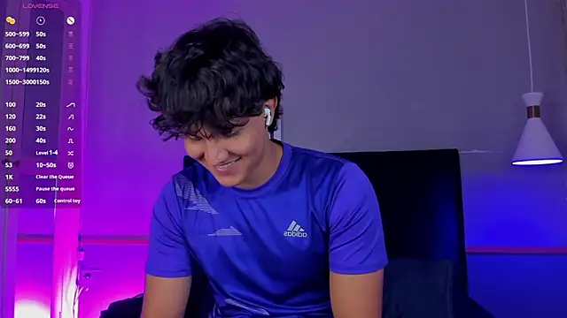 Snapshot of Leo_Savage_ chatting on 25, 11, 2025 Leo Savage online show from 25, 11, 2025