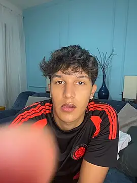 Leo Savage  online show from 23, 3, 2026