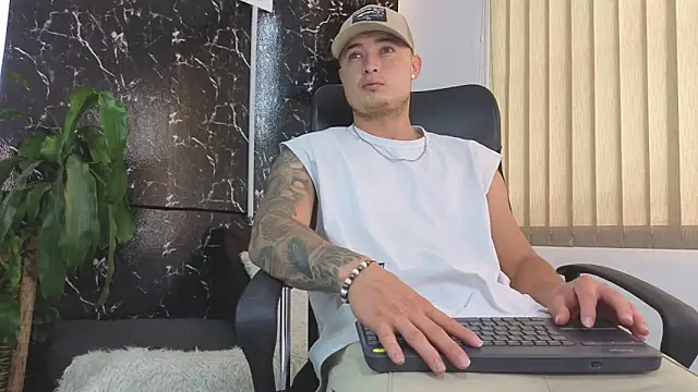 Alexander ferre online show from 15, 4, 2026