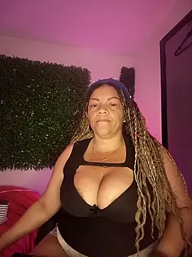 Snapshot of Eva_Luxei chatting on 29, 10, 2025 Eva Luxei online show from 29, 10, 2025