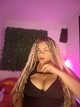 Snapshot of Eva_Luxei chatting on 16, 11, 2025 Eva Luxei online show from 16, 11, 2025