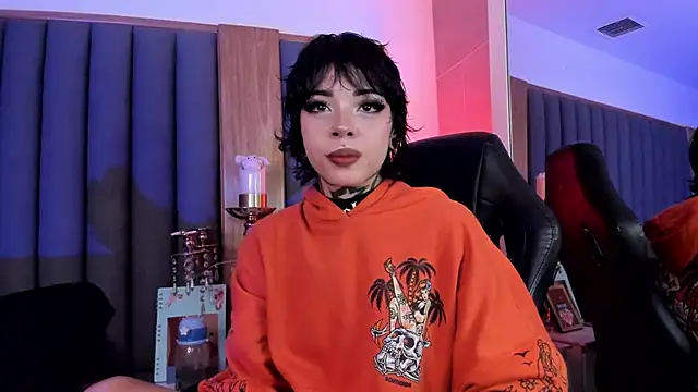 misstomie  online show from 25, 2, 2026