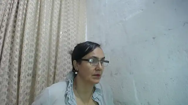 Snapshot of gabbyparker_ chatting on 10, 3, 2026 gabbyparker online show from 10, 3, 2026