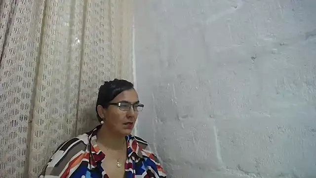 Snapshot of gabbyparker_ chatting on 7, 4, 2026 gabbyparker online show from 7, 4, 2026