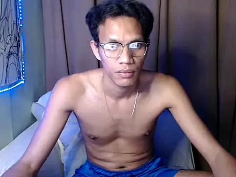 fantasy davidxx online show from 3, 10, 2025