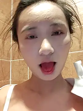 Snapshot of CCAV217 chatting on 6, 4, 2026 CCAV217 online show from 6, 4, 2026