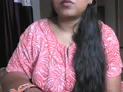 Snapshot of its_me_Rashmi chatting on 6, 11, 2025 its me Rashmi online show from 6, 11, 2025