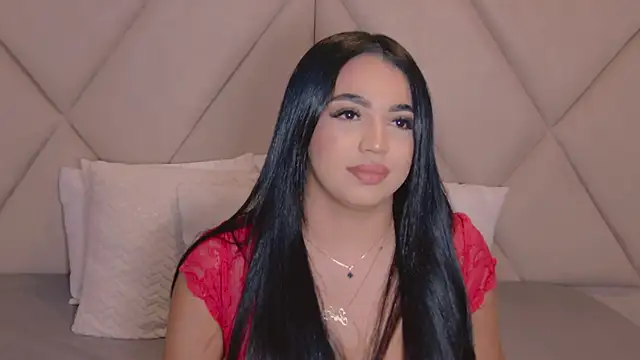 Snapshot of CharlotteeBrownn chatting on 24, 4, 2026 CharlotteeBrownn online show from 24, 4, 2026