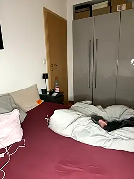 OliviaaFischer online show from 4, 11, 2025