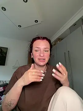 OliviaaFischer online show from 5, 2, 2026