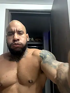 Snapshot of Andrew_Johnnson chatting on 19, 10, 2025 Andrew Johnnson online show from 19, 10, 2025