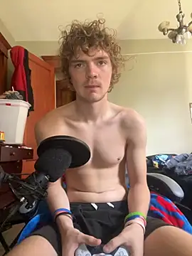 Snapshot of landen432 chatting on 19, 9, 2025 landen432 online show from 19, 9, 2025