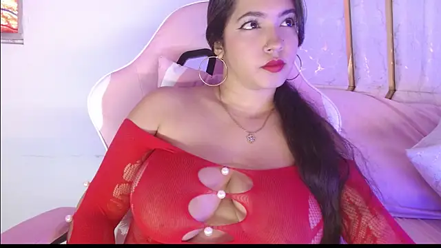 Snapshot of lori_sweett chatting on 1, 12, 2025 lori sweett online show from 1, 12, 2025