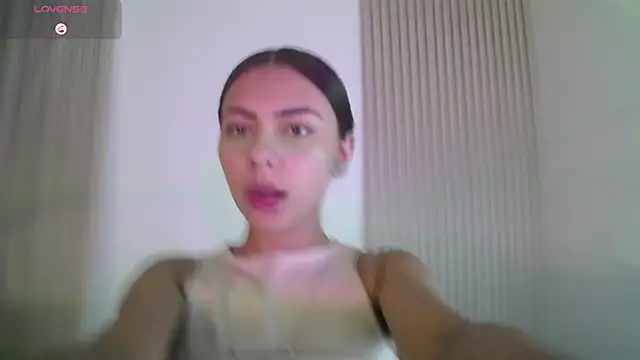 Snapshot of LilybethGray chatting on 20, 9, 2025 LilybethGray online show from 20, 9, 2025